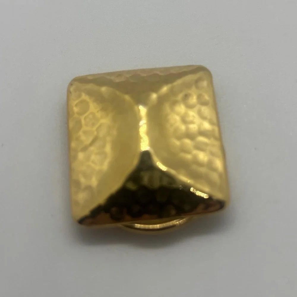 Vintage Kathie Lee Scarf Clip Gold Tone Hammered Square Geometric Accessory